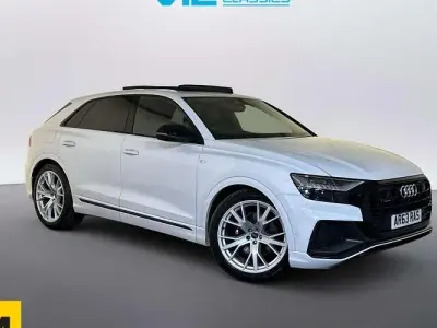 Used Audi Q8 Advanced 286 HP (210 kW) 2018 White SUV