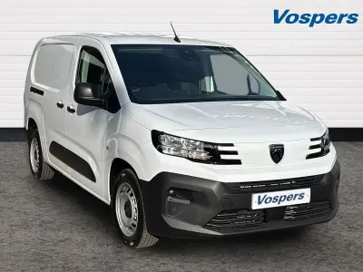 Nouă Peugeot Partner 131 CP (96 kW) 2026 Albastru Monovolum
