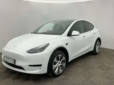 Used Tesla Model Y Standard Range 219 kW (299 HP) 2023 White SUV
