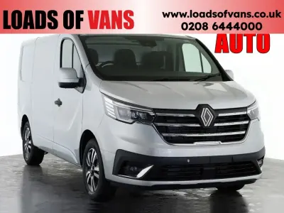 New Renault Trafic 2025 Grey MPV