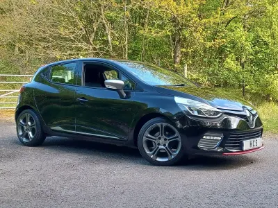 Used Renault Clio Dynamique 90 HP (66 kW) 2015 Black Hatchback