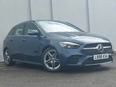 Used Mercedes B200 AMG Line Premium 163 HP (119 kW) 2019 Blue Hatchback