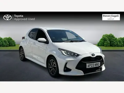 Usata Toyota Yaris Hybrid Design 2023 Bianco Utilitaria