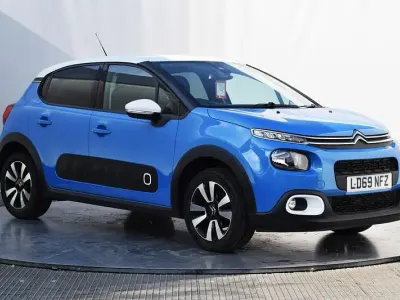 Used Citroën C3 Flair 83 HP (61 kW) 2019 Blue Hatchback