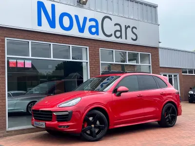 Usado Porsche Cayenne 2015 Vermelho SUV