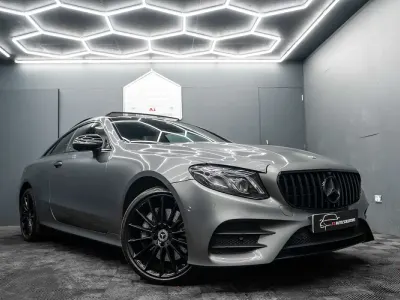 Begagnad Mercedes E220 AMG Line Premium 2018 Grå Sportkupé