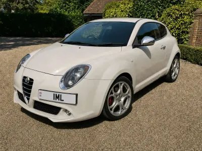 Used Alfa Romeo MiTo Distinctive 105 HP (77 kW) 2014 White Hatchback