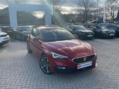 Begagnad Seat Leon XCELLENCE Lux 147 HK (108 kW) 2021 Röd Halvkombi