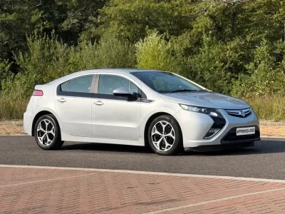 Used Vauxhall Ampera 111 kW (151 HP) 2012 Silver Hatchback