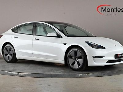 White Used 2022 Tesla Model 3 Long Range AWD Sedan | £19,995 (Fair price)
