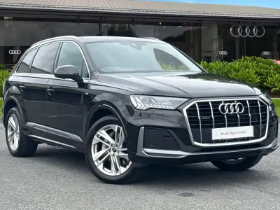 Used Audi Q7 S-Line 286 HP (210 kW) 2023 Black SUV