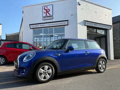 Używany Mini ONE Hatch 102 KM (75 kW) 2018 Niebieski Hatchback