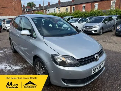 Begagnad VW Golf VII SE 2013 Silver Halvkombi