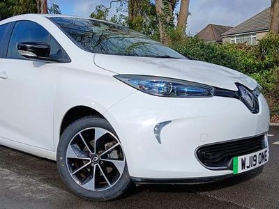 Used Renault Zoe Dynamique 80 kW (109 HP) 2019 White Hatchback