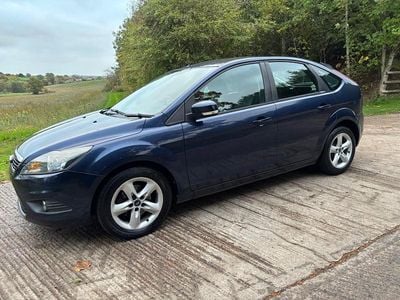 Blue Used 2010 Ford Focus Zetec Hatchback | £1,690 (Fair price)