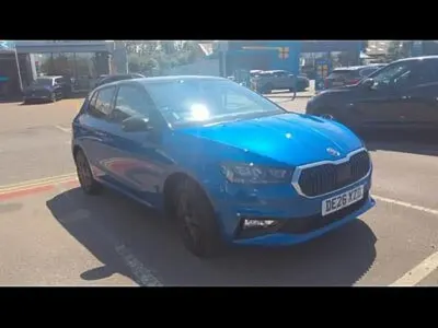 New Skoda Fabia Design Edition 113 HP (83 kW) 2026 Race blue metallic black magic pearl effect Hatchback