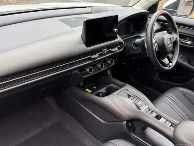 Używany Honda ZR-V Advance 184 KM (135 kW) 2025 Biały SUV