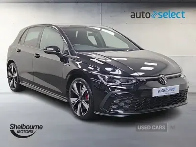 Begagnad VW Golf VIII GTD 2022 Svart Halvkombi