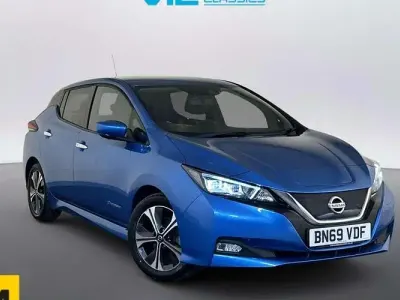 Begagnad Nissan Leaf Tekna 110 kW (150 HK) 2022 Halvkombi