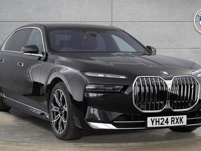 BMW i7