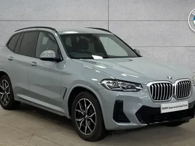 Begagnad BMW X3 M Sport 187 HK (137 kW) 2023 Grå SUV