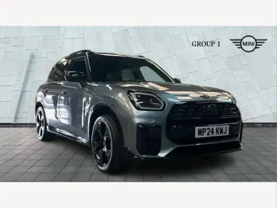 Used Mini Countryman Sport 170 HP (125 kW) 2024 Green SUV