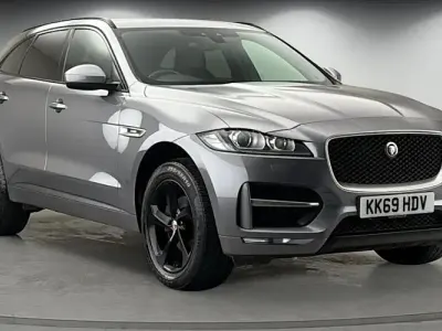 Used Jaguar F-Pace R-Sport 180 HP (132 kW) 2019 Eiger grey SUV