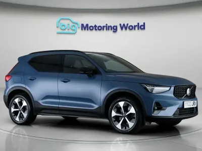 Used Volvo XC40 Ultimate 197 HP (144 kW) 2023 Blue SUV