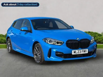 Begagnad BMW 118 M Sport 136 HK (100 kW) 2023 Blå Halvkombi