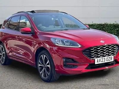 Used Ford Kuga ST-Line X 224 HP (164 kW) 2023 Red SUV