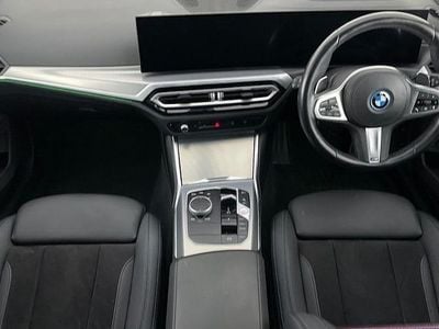 BMW 330e