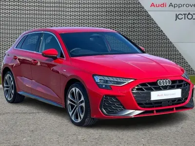 Nuevo Audi A3 e-tron S-Line 200 CV (147 kW) 2026 Rojo Utilitario