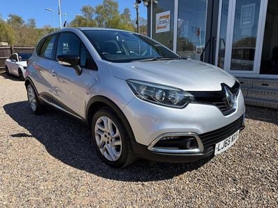 Second-hand Renault Captur Dynamique 90 CP (66 kW) 2015 Argintiu SUV