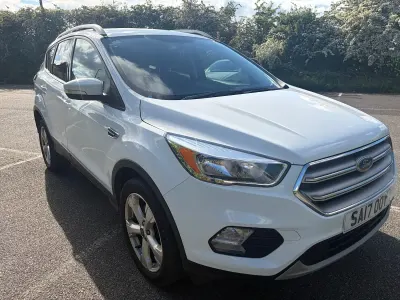 Used Ford Kuga Zetec 120 HP (88 kW) 2017 White SUV