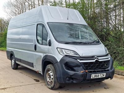 Used Citroën Relay 130 HP (95 kW) 2019 Silver Van