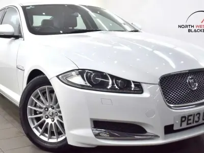 Used Jaguar XF SE 163 HP (119 kW) 2013 White Sedan