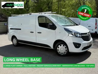 Usado Vauxhall Vivaro Sportive 125 HP (91 kW) 2019 Branco Monovolume