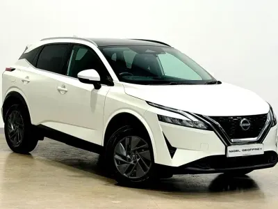 Begagnad Nissan Qashqai N-Connecta 190 HK (139 kW) 2022 Grå SUV