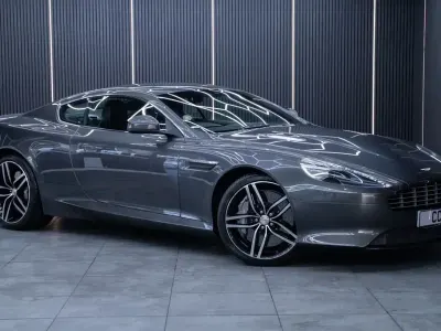 Usado Aston Martin DB9 510 CV (375 kW) 2014 Plateado Coupe
