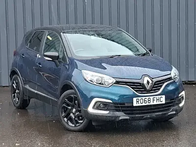 Used Renault Captur Iconic 90 HP (66 kW) 2018 Blue SUV