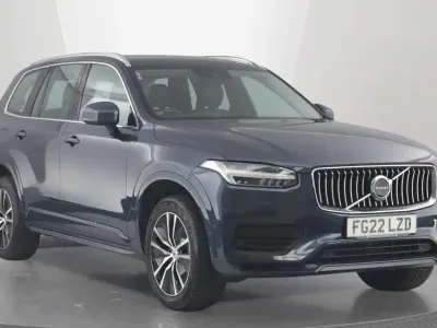 Used Volvo XC90 Momentum 232 HP (170 kW) 2022 SUV