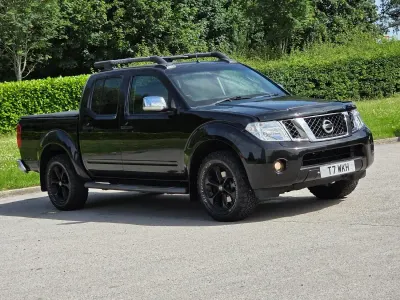 Used Nissan Navara Tekna 2014 Black Pickup
