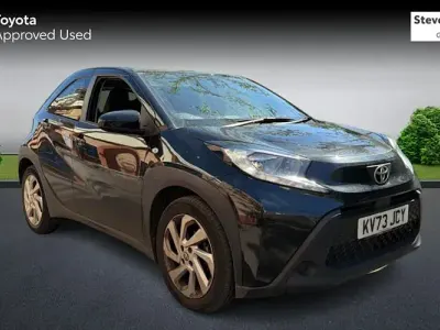 Używany Toyota Aygo X PURE 72 KM (52 kW) 2025 SUV