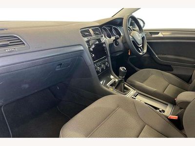 Begagnad VW Golf VII Edition 150 HK (110 kW) 2020 Svart Halvkombi