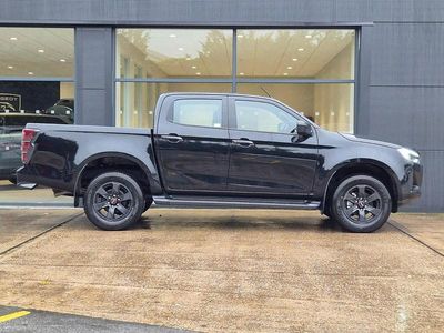 New Isuzu D-Max 163 HP (119 kW) 2025 Onyx black Pickup