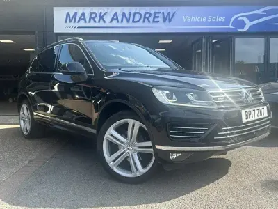 Used VW Touareg R-line Plus 262 HP (192 kW) 2017 Black SUV