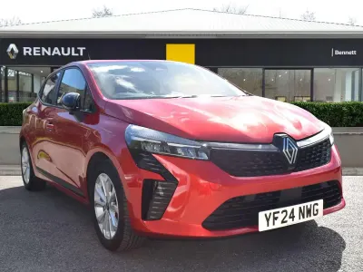 Used Renault Clio V Evolution 143 HP (105 kW) 2024 Hatchback