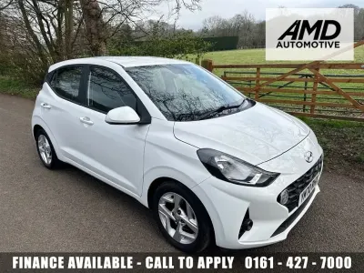 Begagnad Hyundai i10 SE 67 HK (49 kW) 2020 Vit Halvkombi
