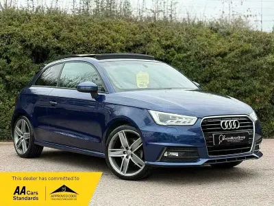 Usado Audi A1 S-Line 150 CV (110 kW) 2017 Azul Utilitario