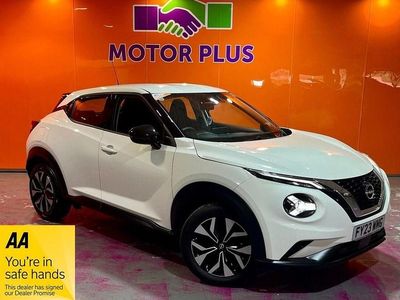 Usado Nissan Juke Acenta 114 HP (83 kW) 2023 Branco SUV
